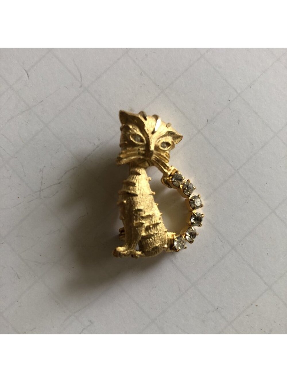 Vintage Cat Brooch Pin, Gold Tone Color Pin